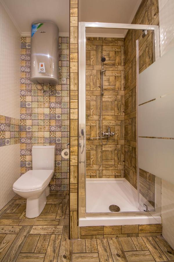 Design Apartments On Velyka Vasylkivska 42 Kiev Exteriör bild